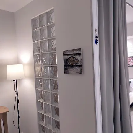 Ocean * Paralia Dionysiou