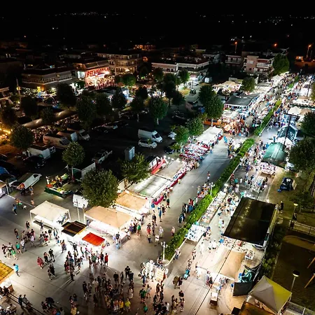 Ocean * Paralia Dionysiou